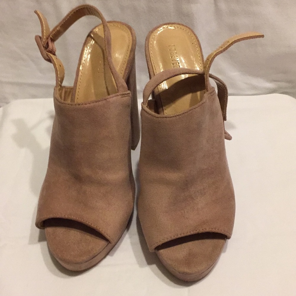 Pink Platform Sandal - Picture 3 of 4
